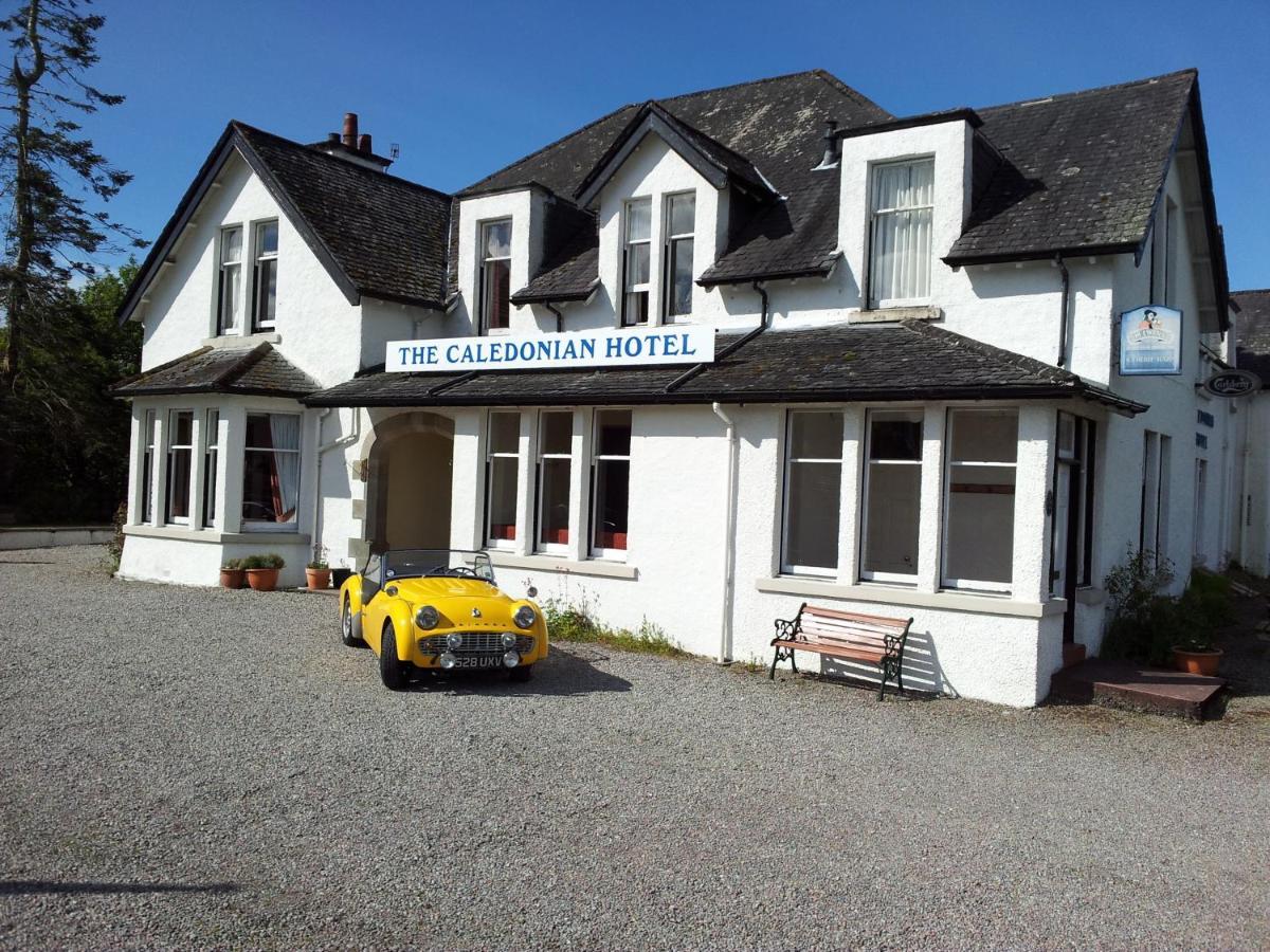 Caledonian Hotel Fort Augustus Exterior photo